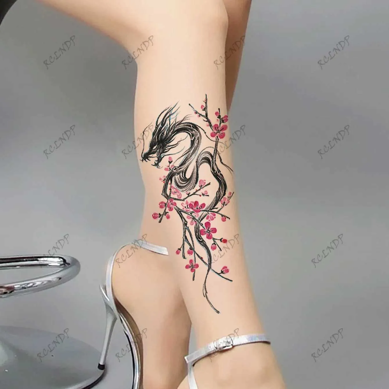 Transfert de tatouage étanche à tatouage temporaire étagère à la queue de poisson fleur dragon faux tatou flash tatoo bras arrière cuisses tato pour femmes 240426