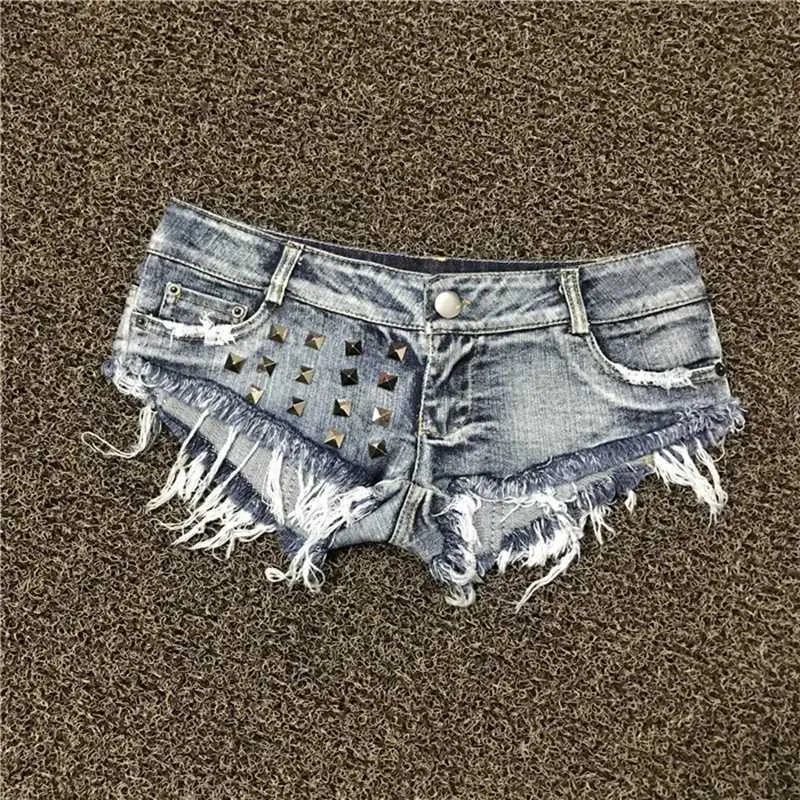 Shorts femminile Shorts Shorts Sexy Rivet Rivet Bassa perizoma Denim Ultra Mini Short Short femmina jeans Nightclub Feminino Nightclub Y240425