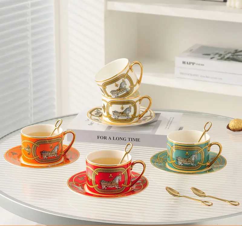 Copa de café de luxo leve definida com alta aparência de chá de cerâmica