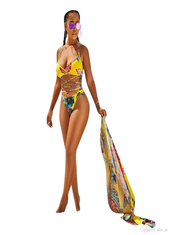 Nuovo arrivo 3 pezzi Women Swimsuit 2018 Sexy Swimwear Bikini Set Floral Stamping Ups Brasilian High Waist Thong Cardigan BAT5342878