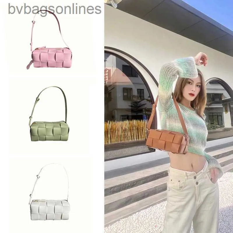 Botte di design di venets di miglior grado venets Nuova borsa quadrata intrecciata in stile rosso per ragazze per ragazze sacchetti di messaggeri a spalle a ascelle portatili con un logo reale