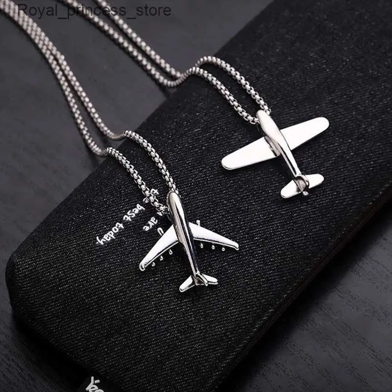 Pendant Necklaces New Fashion Mens Aircraft Necklace 28 Inch Long Neck Hip Hop Rock Pendant Necklace Mens Accessories Boyfriend Gift Q240426