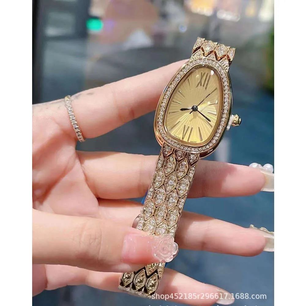 Style montre des femmes bvlgairs serpenti seduttori bracelet luxe wristwatch têtes de serpent en forme de créneau féminin classique gorn