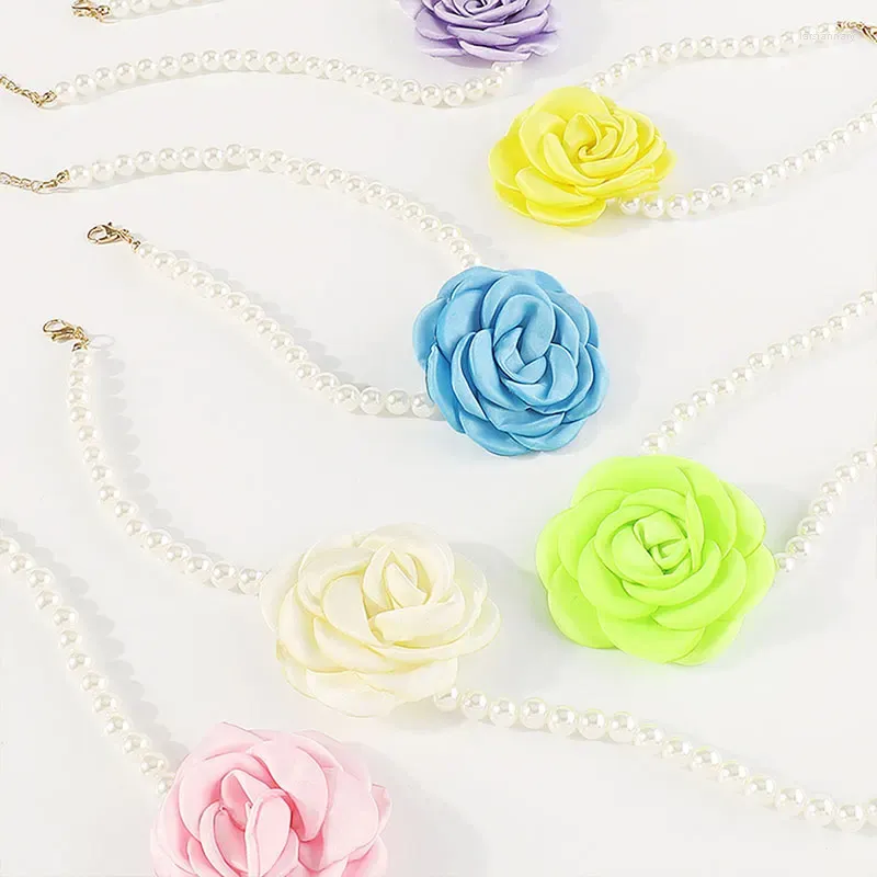 CHOKER CAMELLIA DONNE CAMELLA PERLA PERLA IMITAZIONE CATERE CATERE CAMPOLA DI FLOORE COLLAGLIA ELEGANTE GIOCHIO GIOCHI