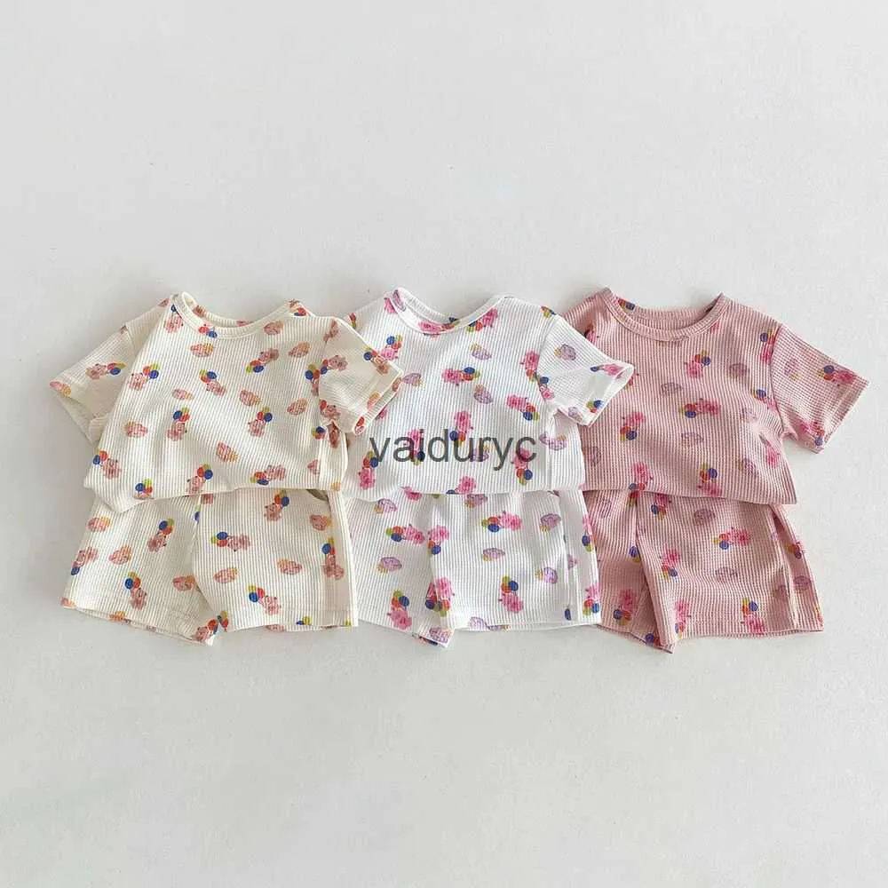 Pyjamas 2024 Summer Baby Pyjamas kostym Våffel Girls Sleeper Wear Toddler Girls Sleep Set H240509