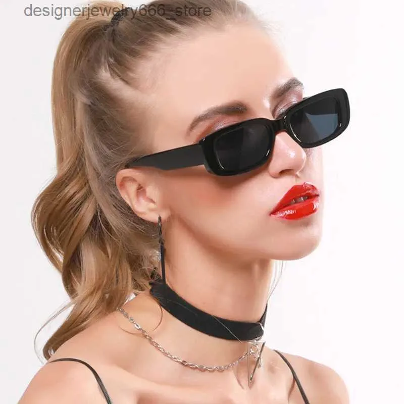 Солнцезащитные очки 2023 Новый ретро маленький для мужчин и женщин модная тенденция популярная квадратная рама прямоугольная ультрафиолетовая защита Q240425