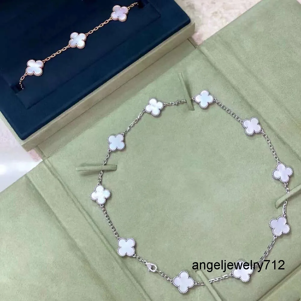 2023 Brand Fashion Van Clover Necklace Luxury Pearl Shell 10 Flower Pendant Halsband Högkvalitativ 18K Gulddesigner Halsband för kvinnor