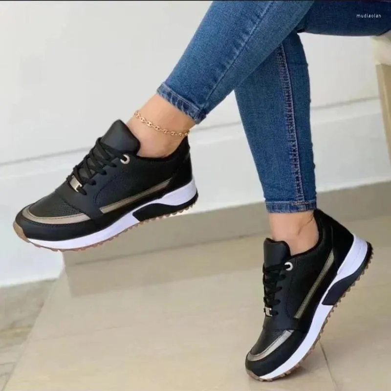 Chaussures décontractées Femme Platform Sneakers 2024 Automne Fashion Round Toe Lace Up Sports Femme NON SLOT WAKED Mesdames