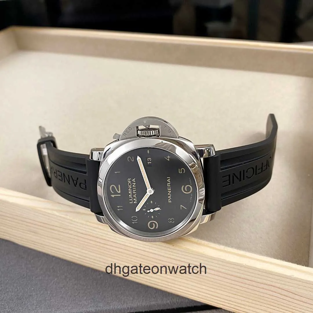 Montres de concepteurs haut de gamme Peneraa pour la montre de montre mécanique automatique à la mode et à la belle précision de montre Pam00359 Original 1: 1 avec un logo et une boîte réels