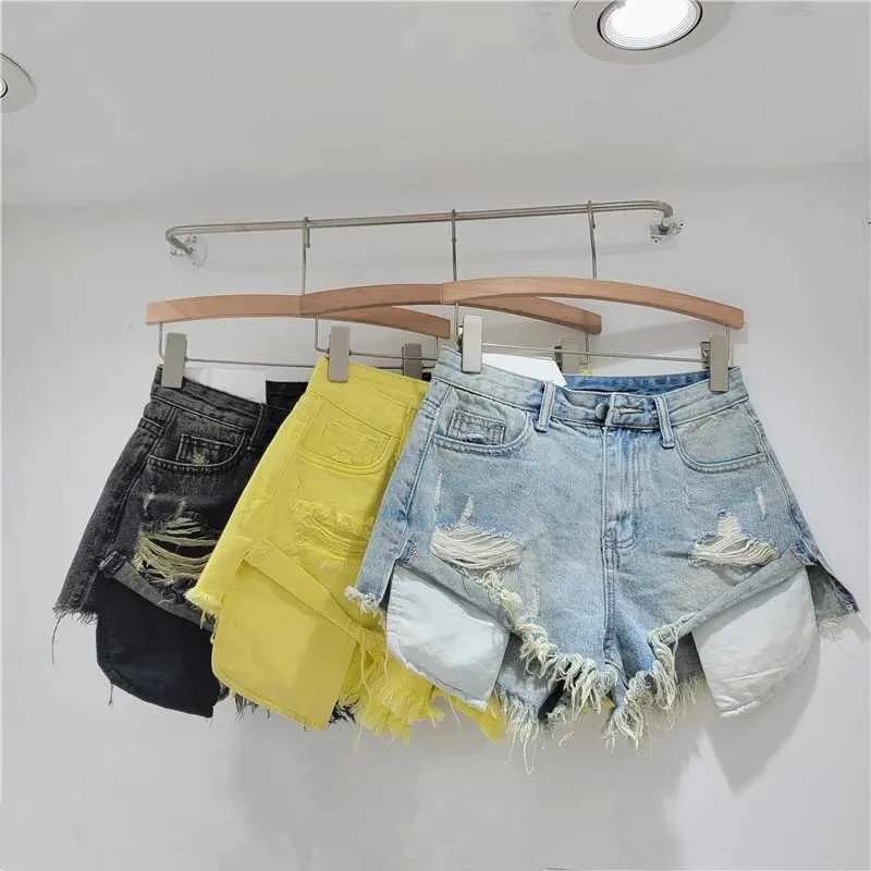 Women's Shorts 2024 Summer New Light Color Perforated Design Denim Shorts Womens Wide Legs Slim Fashion Ragged Edge A-line Ropa Mujer Y240425