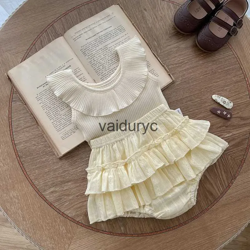 衣類セット夏のベビー服幼児の女の子Tシャツブロム2PCSセット幼児の袖の波形襟ティーダブルレイヤーショーツH240426