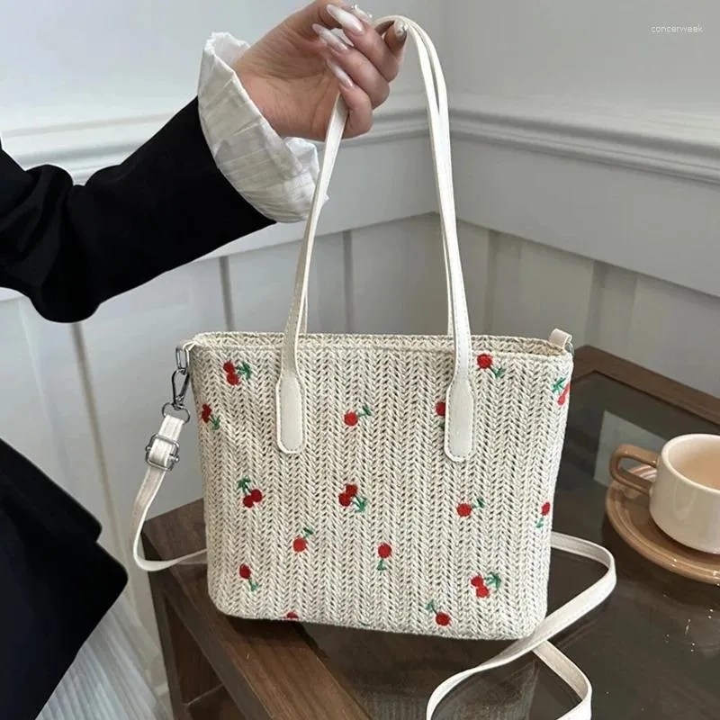 Totes Summer Fashion Duże zdolności torebki Trendy Słomy Tkaczące torby plażowe ręcznie tkane ramiona Czech Crossbody Underarm