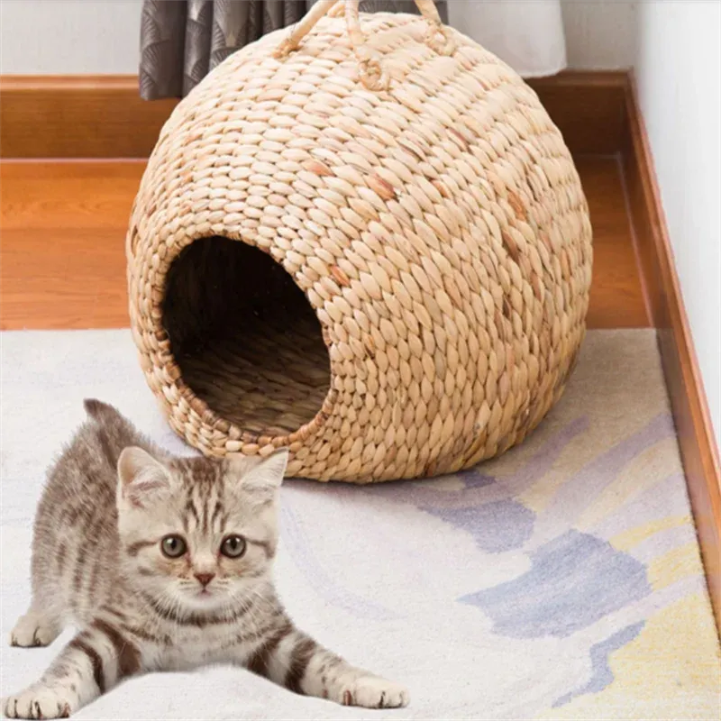 Mats Summer Cool Cat Bed Rattan Universal Pet Bed Dog Puppy Bed Pets Playing Climbing Toy Nest Pet Cat levererar Catttail Woven House