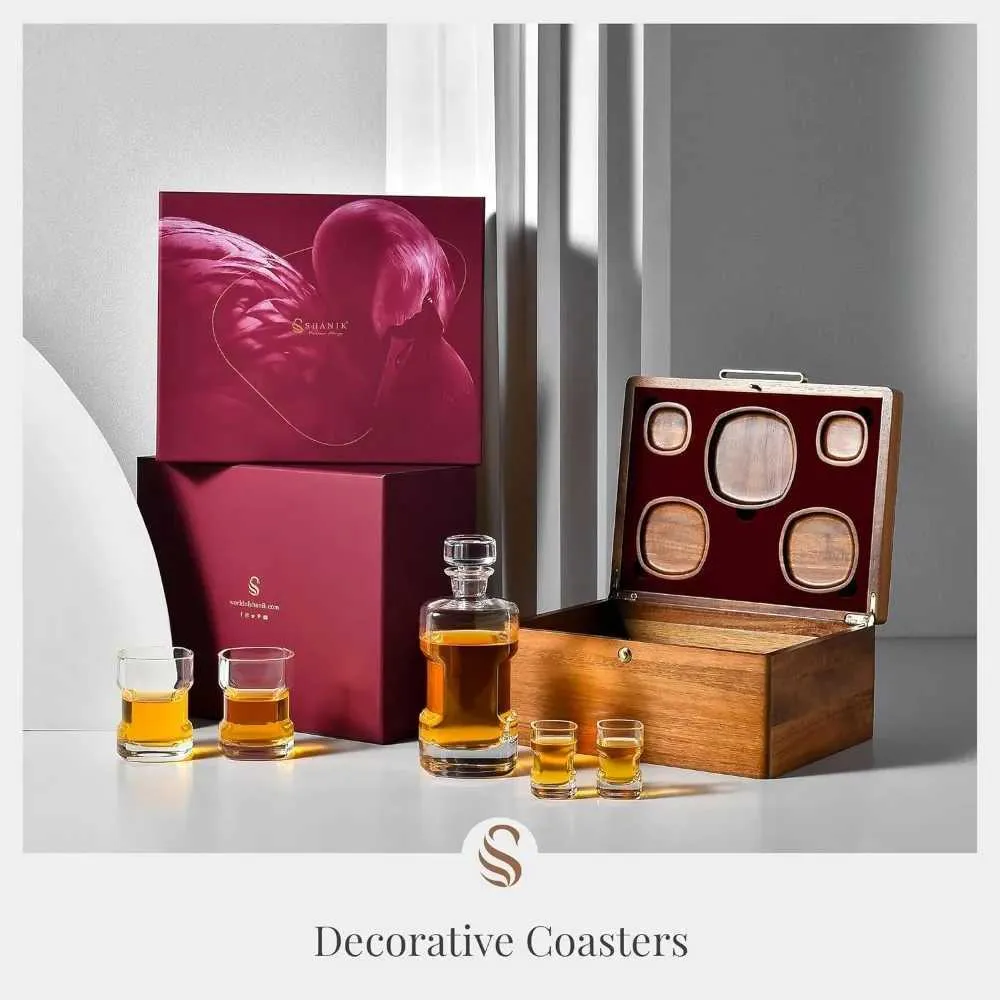 Barwerkzeuge Whisky Desinfektionsmittel Set mit Acacia Storage Box Whisky Gläsern Schnappschuss Brillen Holzgetränk Coaster Valentinstag Geschenk 240426