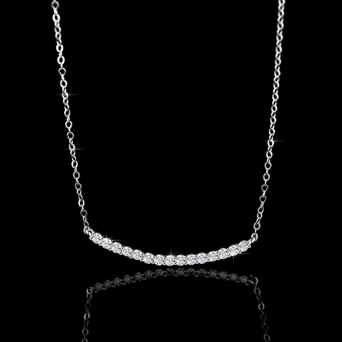 Sier S925 Sterling Pendant Mosang Stone Halsband Kvinnor Smiling Halsband Sier Pendant Collar Chain