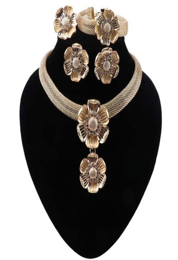 Set di gioielli da sposa africano Dubai per donne fascino di anello di bracciale indiano Orecchini per matrimoni Nigeria Set di gioielli da sposa 8575040