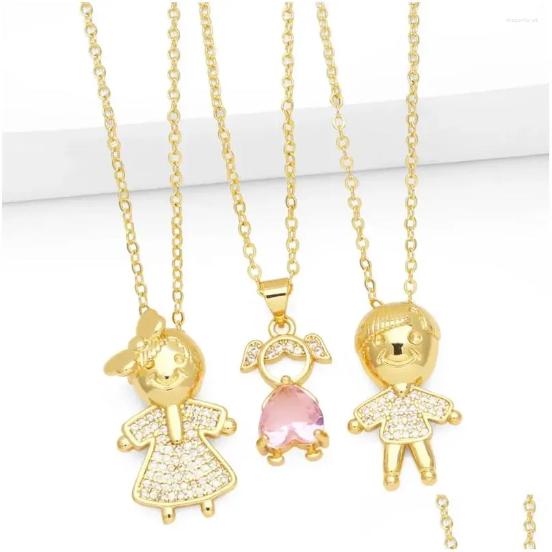 Anhänger Halsketten Flola Gold Plated Girl Boy für Frauen rosa Kristall Herz Figur Paar Schmuck Geschenke NKEV58 DROP DIE DHRS2