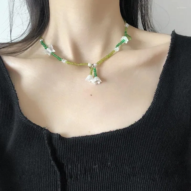 Collane a ciondolo Boemia Serie verde acrilica Collana per perle di fiore di moda per ragazze girocollo girocollo gioielli estivi