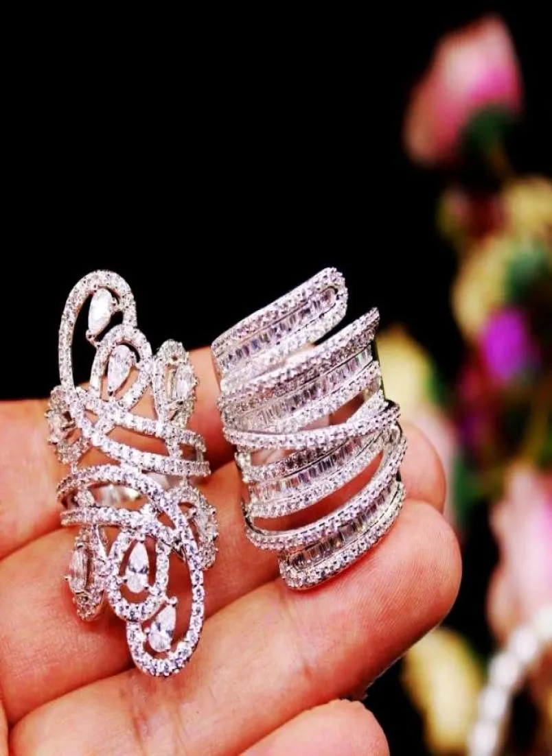 Luxury Antique Big Ring Women Men Bijoux 20CT Simulated Diamon
