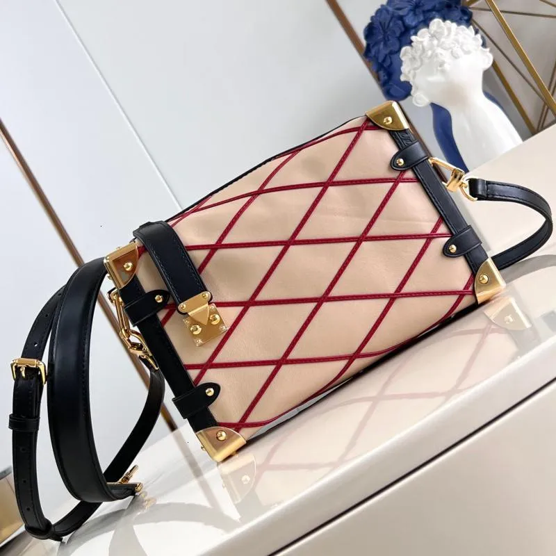 New luxury Famous Designer bag High Quality 2024 Women's Fashion Handbag Europe and America Style rhombic small square bag Soft sheepskin Shoulder Crossbody Bag