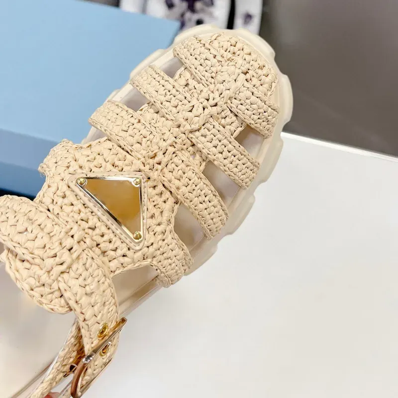 New Raffia Straw foam rubber thick soled gear sandals Triangle logo hollow ladies casual heightening buckle roman outdoor beach sandal with box size 35-41