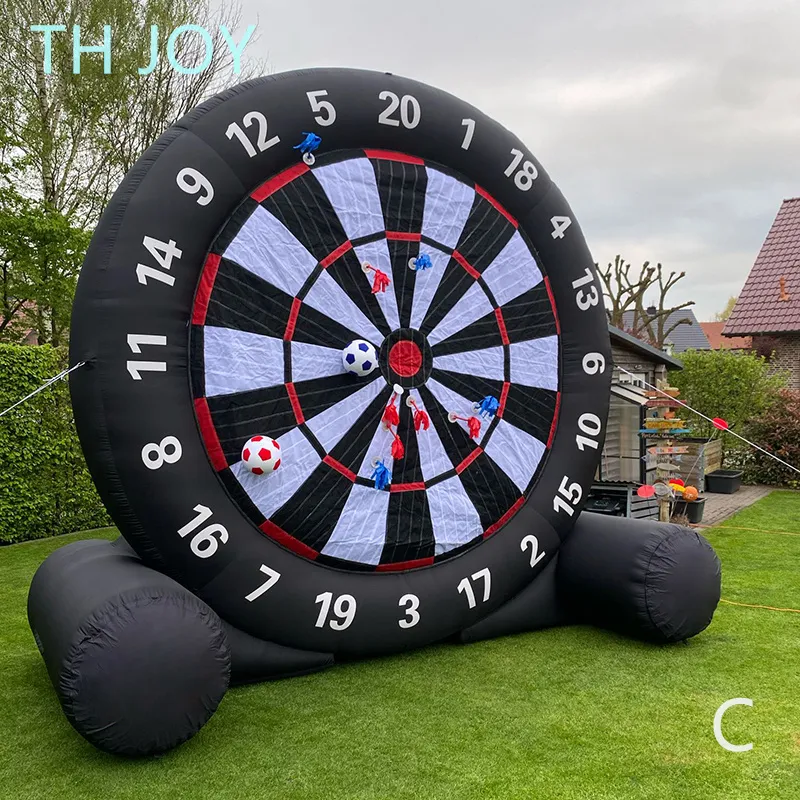 Ship à porte aérienne gratuite, activités de plein air 5m High Portable Portable Soccer Football Football Dart Board Sport Game avec des 6 balles collantes