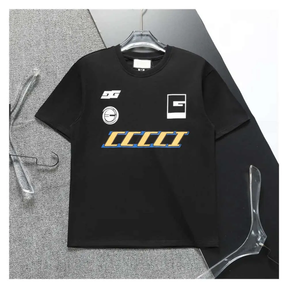 Herrendesigner T-Shirts Mode Tees Casual Shirt für Mann Neues Sommer T-Shirt Kurzarm Baumwolle atmungsaktives Buchstaben Tee Shirt FZ2404272