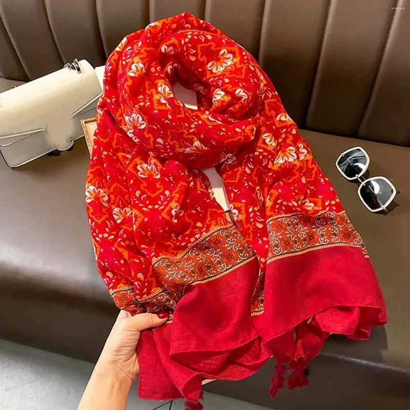 Scarves The Four Seasons Windproof Beach Towel 180 85cm Muslim Headscarf Ethnic Style Tassels Shawls Fashion Print Warm Bandanna