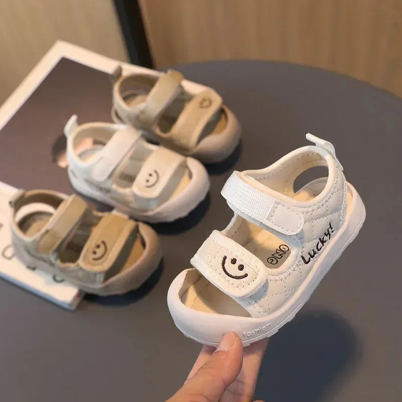0-3 jaar babyjongen sandalen zomer peuter schoenen babymeisje zachte flexibele sandalen geboren baby outdoor first walkers 240422