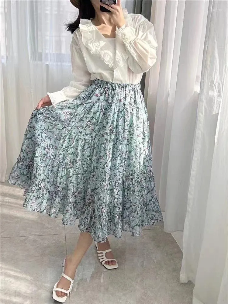 Bohemian Floral Maxi Skirt: Chic Pleated A-Line Printed Summer