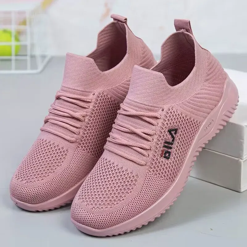 Boots Femmes Chaussures de course Nouvelles chaussures de sport confortables Tendance des chaussures de marche légères baskets tamis zapatillas mujer