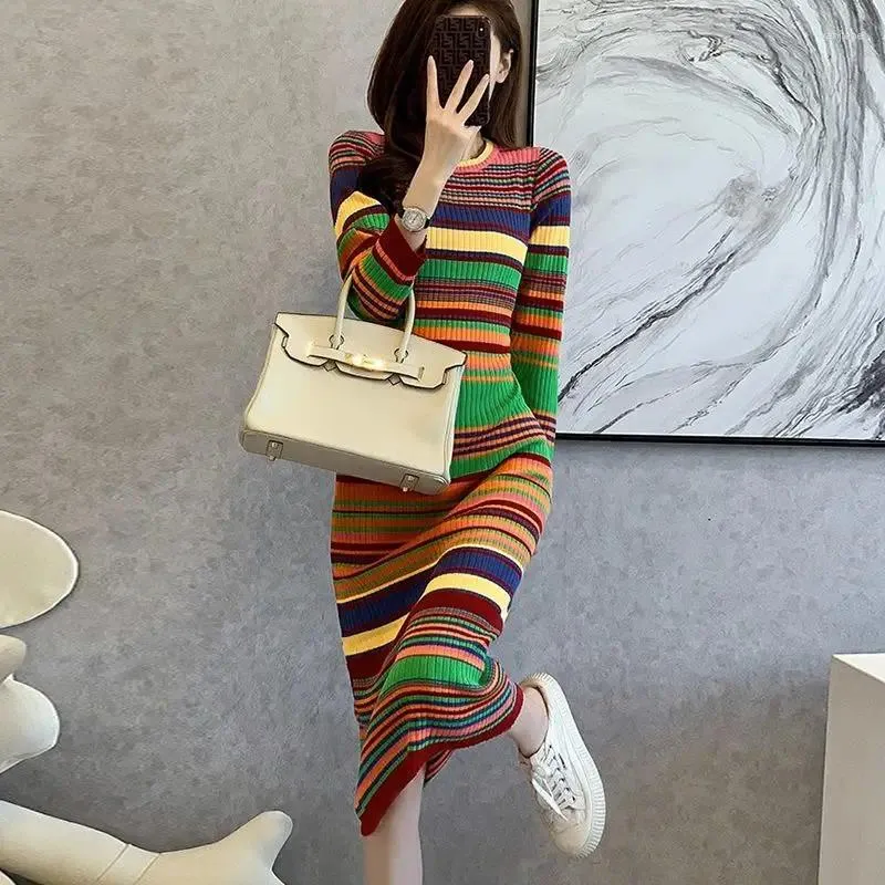 Mid-Length Slim Fashion Striped Sweater Mid-Length Slim Fashion Striped Sweater
