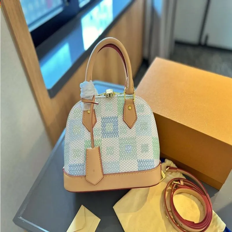 24SS Women's Luxury Designer Limited Shell Bag Women's Handbag Shoulder Bag Crossbody Bag Pure Steel Gold Hardware Accessorie PJID