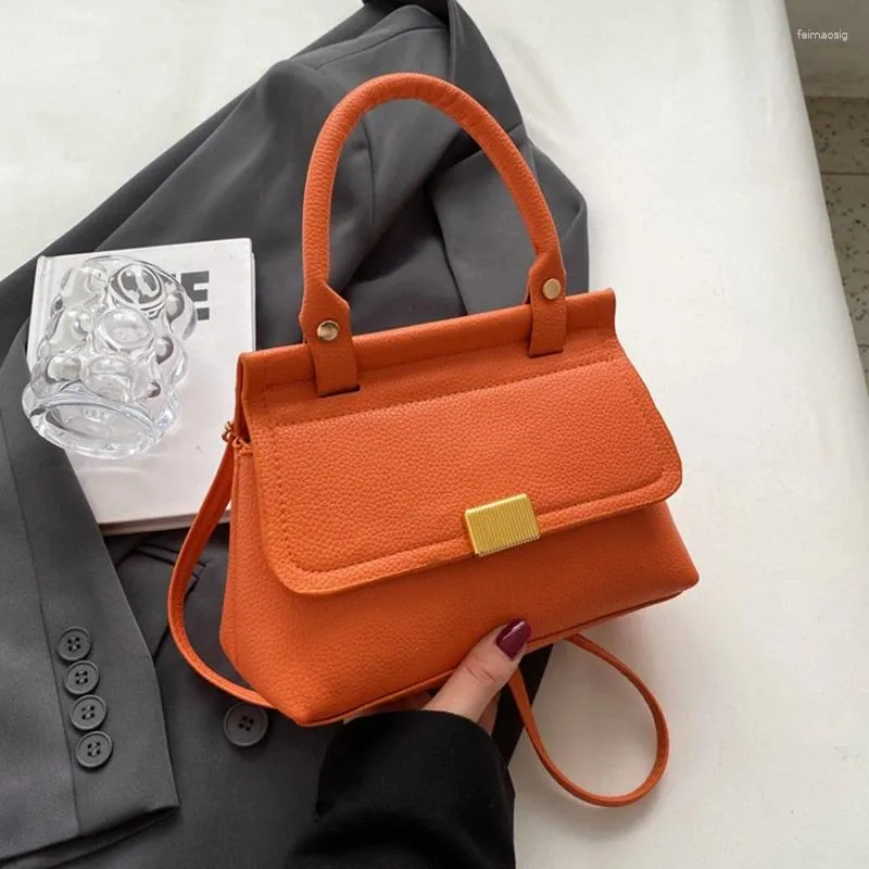 Sacs de soirée Épaule en cuir PU vintage pour femmes Small Crossbody Handbag Sac Top-Handle Taps