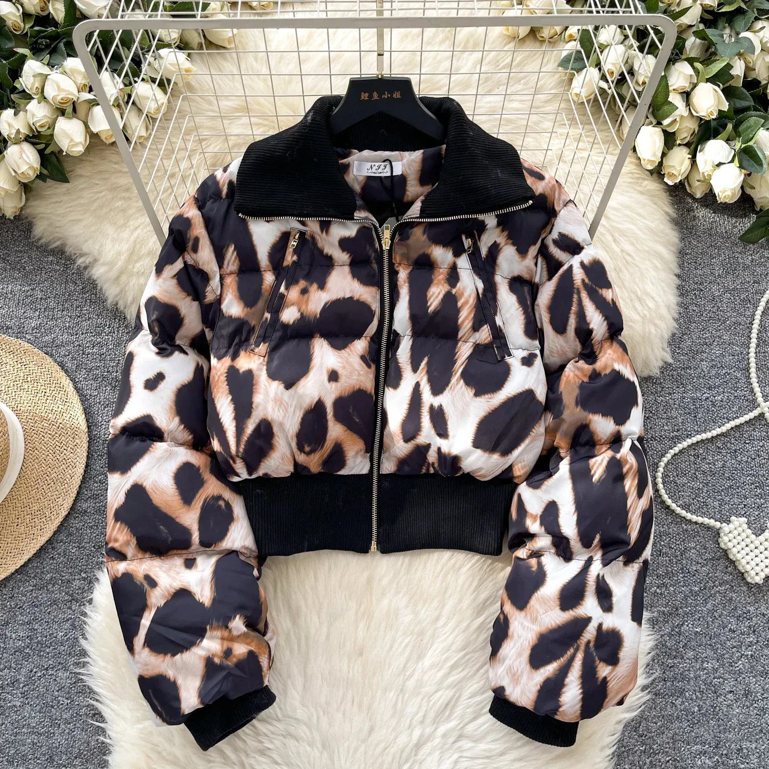 Women's Leopard Print Puffer Jacket - Lightweight Quilted Packable Short Down Coat For Winter