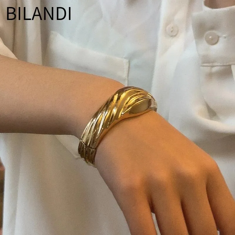 Bangle Bilandi Fashion Jewelry European и American Design нерегулярные металлические браслеты для женских партийных подарков.