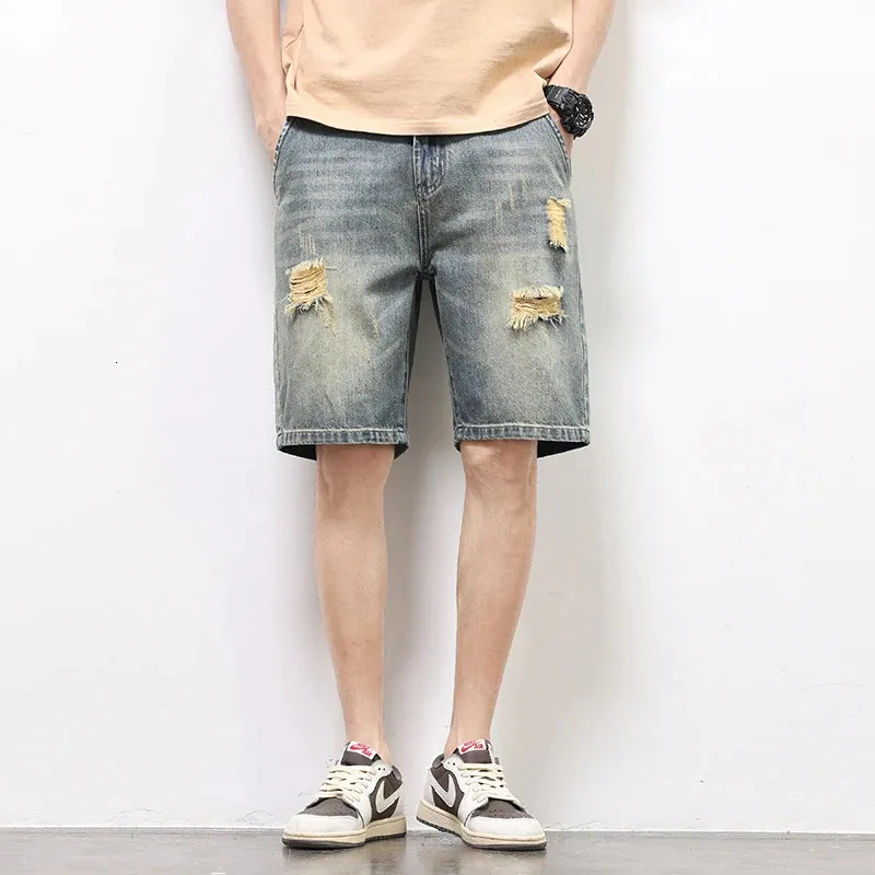 2024 Summer Mens Vintage Denim Shorts Ripped Holes Baggy Straight Casual Short Jeans Fashion Korean Hip Hop Streetwear 240416