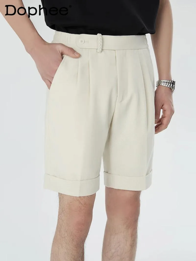 Shorts masculins haut de gamme 2024 Linge d'été mélangée mixte pantalon de longueur de genou respirant de la peau décontractée.