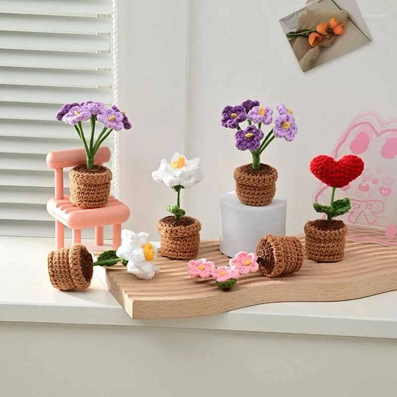 Decoratieve bloemen kunstmatige haakplant planten pot tulpen bloem afgewerkt hand geweven breien potted planten auto decoratie ornament