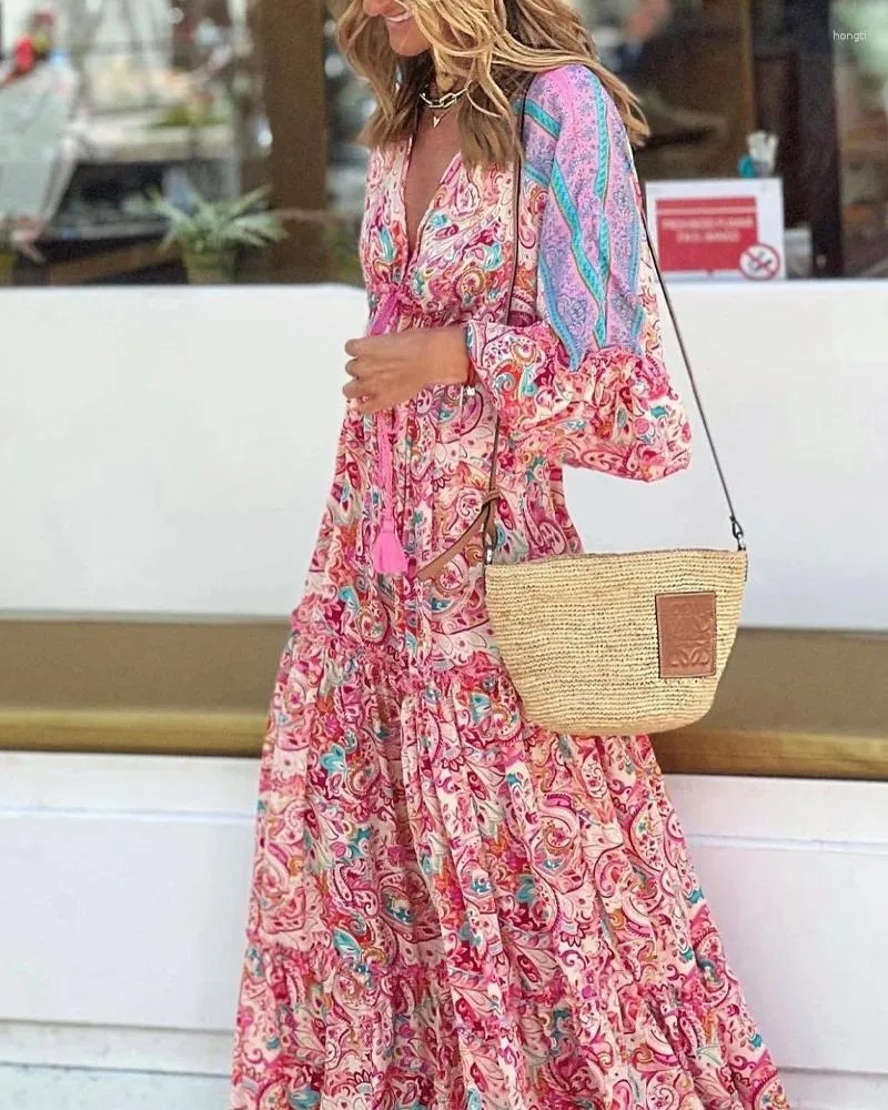 Casual Dresses Women Dress Retro Pink Flower Print Tassel Bohemian Long Sleeve Fashion High midja Löst Big Swing A-Line V-hals