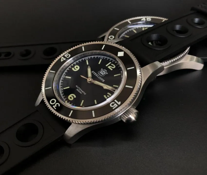 Dive Watch 316L en acier inoxydable cinquante brasses