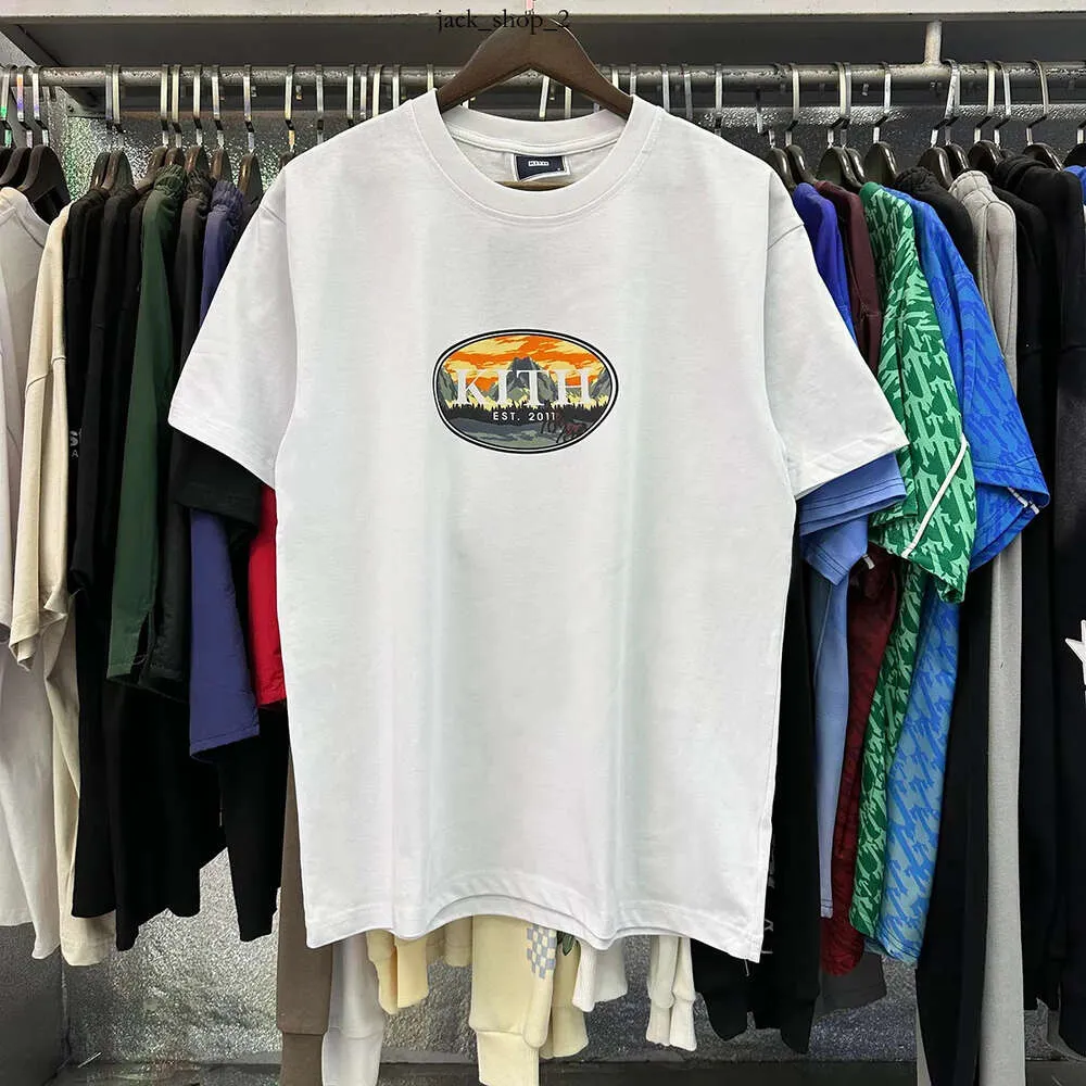 Kith Shirt Oversize 2024 NOWOŚĆ TOKYO Shibuya T Shirt Mężczyźni Kobiety Top Quality Street View Drukowanie koszule TEE TOPS Rose Omoroccan Tile T-Shirt Projektant Kith Hoodie 447