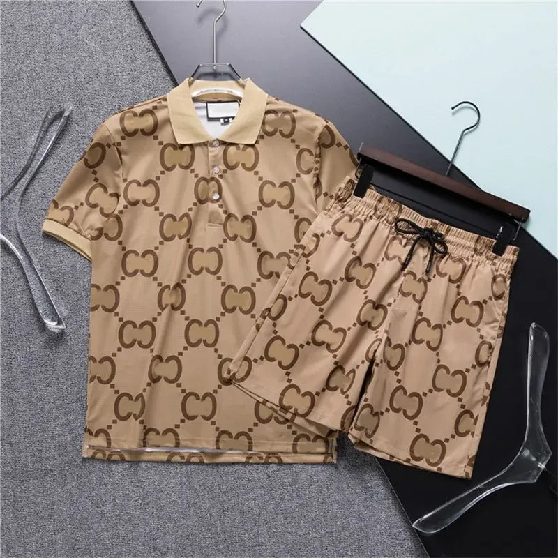 2024 Designer Mens Tracksuits sets Jogger Sweatshirts Sports Jogging Suits de survêtement en deux pièces T-shirt T-shirt Summer Imprimé à manches courtes