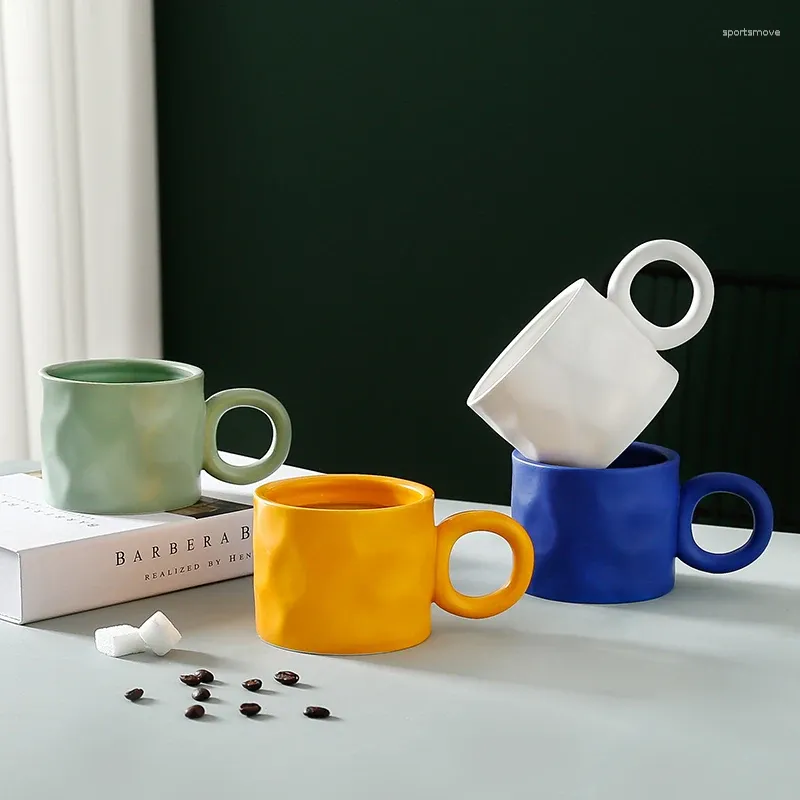 Becher süßer Cartoon Panda Keramik Becher kreativer Erleichterung dreidimensionaler Tasse mit Deckel