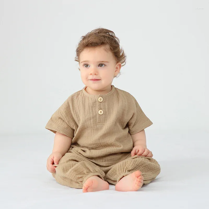 Roupas de roupas de roupas de bebê conjunto de algodão esportivo para menino de duas peças calças de camiseta com ar condicionado
