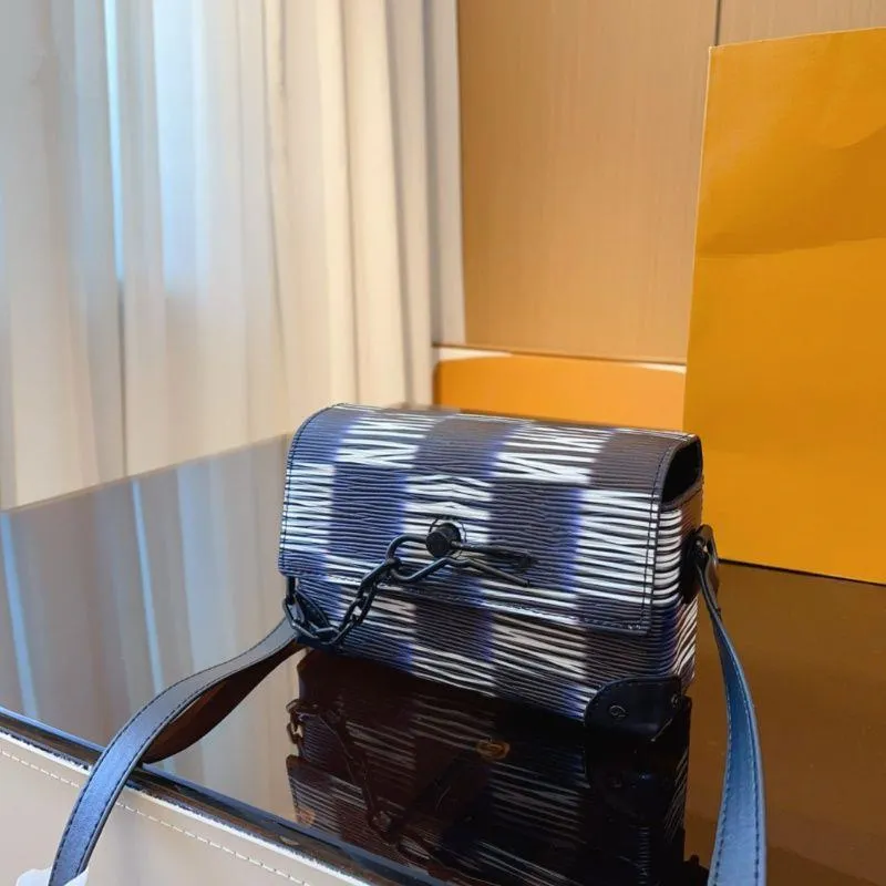 Men's And Women's Luxury Designer's New Pure Cowhide Steamer Small Box Bag Women's Crossbody Bag Shoulder Bag Mobil Meis