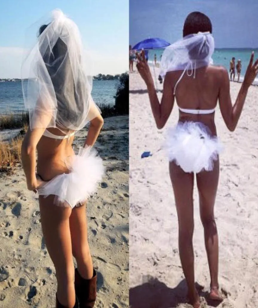 Bachelorette Bikini Veil plage Vele de mariage nuptial avec peigne coupé bord tulle croup de butin de butin ventre