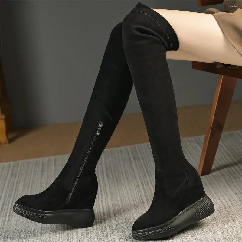 Botas bombas de inverno sapatos femininos de couro de vaca super altos sobre a fêmea de joelho, tênis de moda pontiagudos casuais
