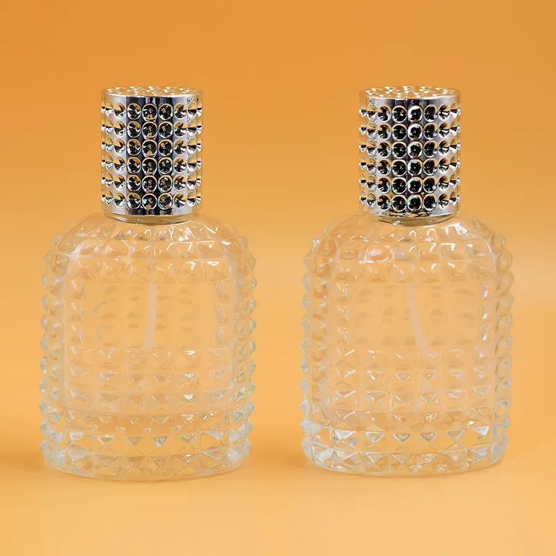 Hot 2019 30ML 50ML Perfume Empty Bottle Clear Glass Travel Spray Bottles With Gold Silver Lids In Stocks LL