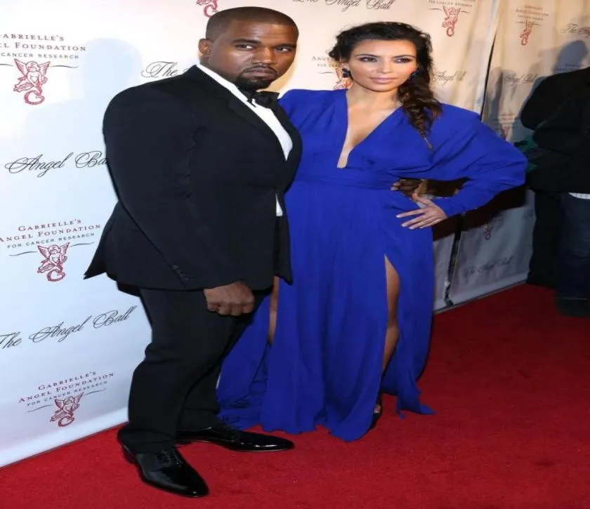 Kim Kardashian Deep V Neck a manica lunga manica lunga blu a fessura laterale lunghezza del tappeto rosso tappeto abiti da sera abiti da ballo ELE1744550